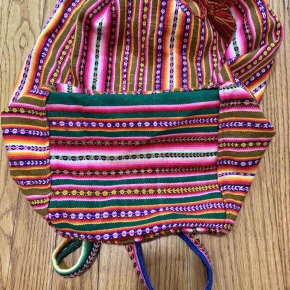 Guatemalan Beach Laundry Drawstring Backpack Handmade Wool Blend Handbag - Picture 4 of 6
